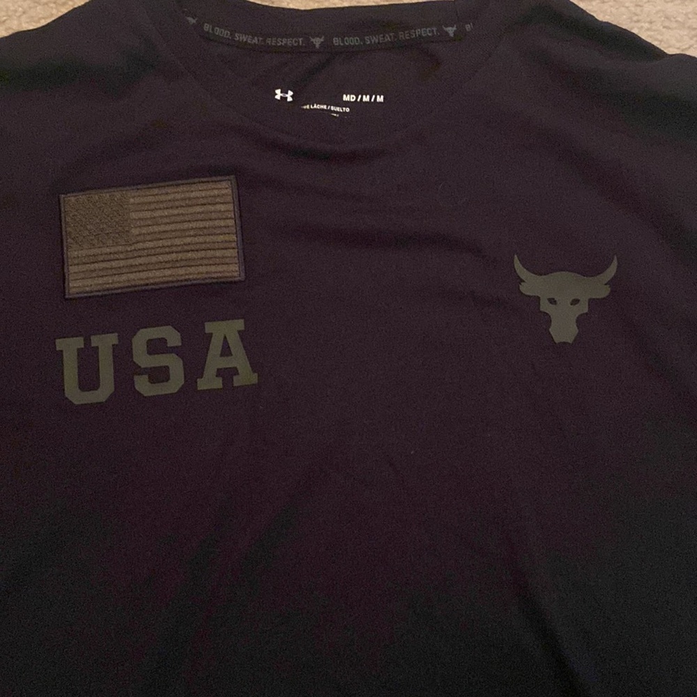 Mens Under Armour T shirt - Picture 3 of 3